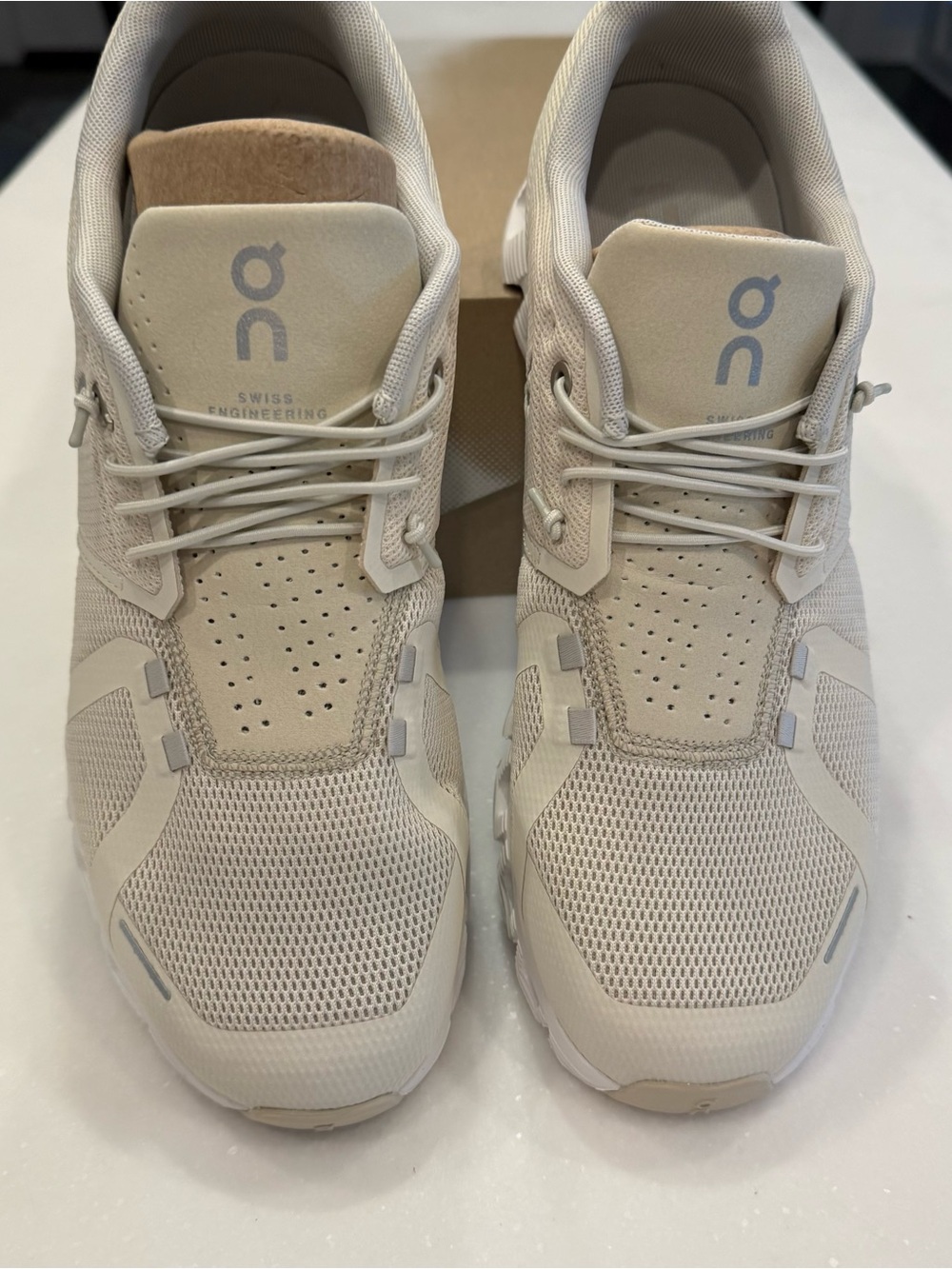On Cloud Cloud 5 Men’s Running Shoes Cream / Sand Sz US 9.5 EU 43 NIB - Picture 4 of 15